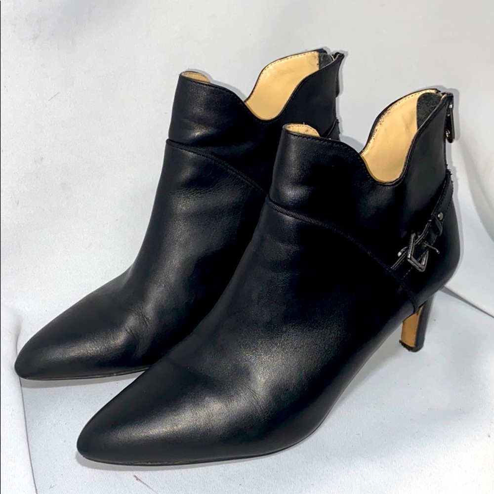 Adrienne Vittadini Black Leather High Heel Booties